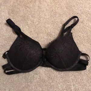 Victoria’s Secret push-up bra